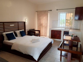 Golden Beach Studio with Kitchen Kribi